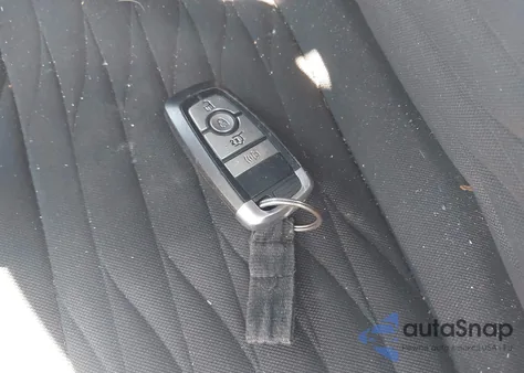 2021 Ford Explorer Xlt from USA, damaged, VIN 1FMSK8DH9MGB75390